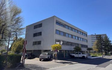 Office - image - 1