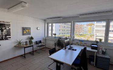 Office - image - 7