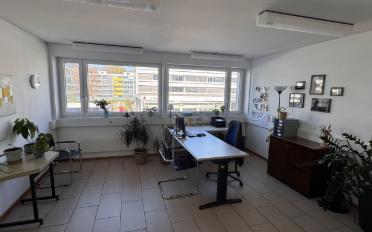 Office - image - 6
