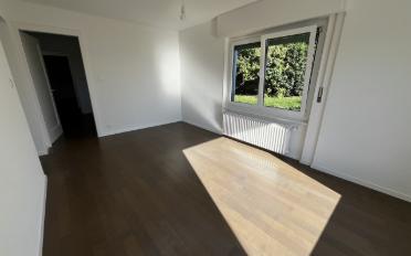 Apartment 4 rooms - image - 8