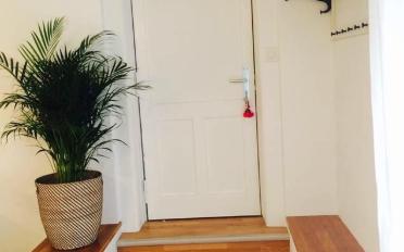 Furnished flat 3 rooms - image - 4