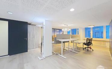 Office - image - 1