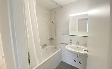 Apartment 4 rooms - image - 6