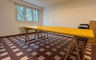 Office - image - 3