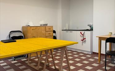 Office - image - 5