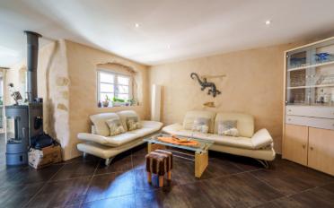 Single house - image - 2