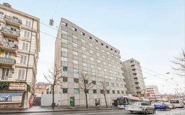 Office - image - 4