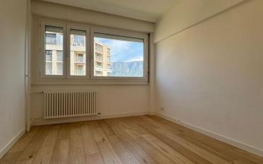 Apartment 4 rooms - image - 5