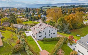 Maison 9 pièces - image - 1