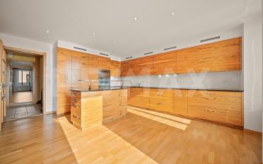 Row house 7.5 rooms - image - 5