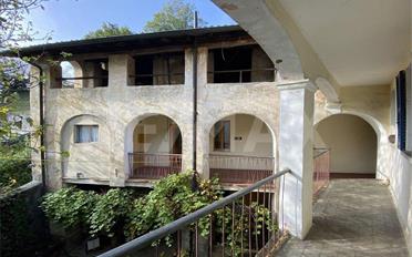 Single house 14 rooms - image - 1