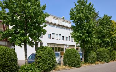 Office - image - 4