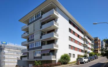 Moto Hallenplatz - image - 2