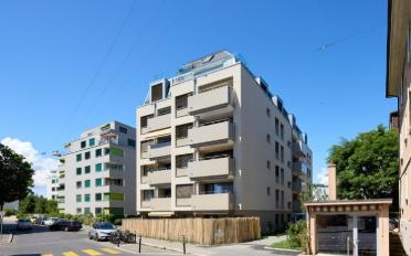 Single garage - image - 3