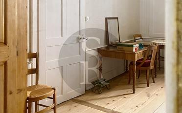 Maison 15 pièces - image - 2