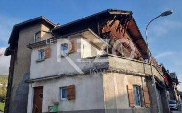Single house 10 rooms - image - 2