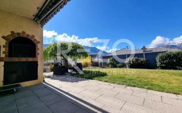 Villa 6.5 pièces - image - 1