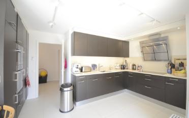 Apartment 5.5 rooms - image - 3