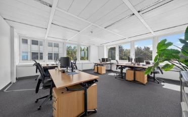 Office - image - 5