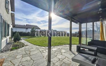 Villa 6.5 pièces - image - 1