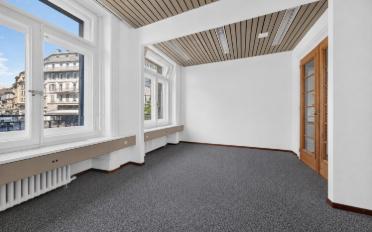 Commercial - image - 9