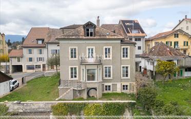 Einfamilienhaus 8.5 Zimmer - image - 2