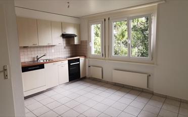 Apartment 4 rooms - image - 3