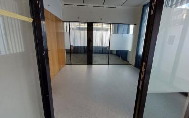 Commerce 1 pièce - image - 6