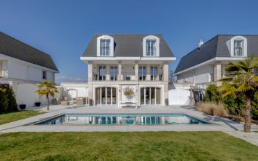 Single house 10.5 rooms - image - 1