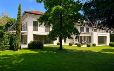 Maison 10 pièces - image - 1