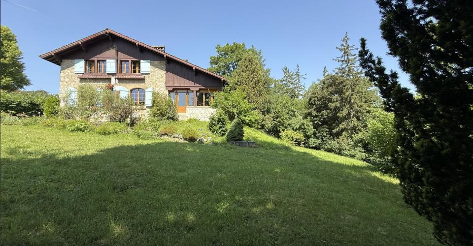GRANDE MAISON DE CHARME 7 PIÈCES