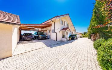 Einfamilienhaus 7.5 Zimmer - image - 1