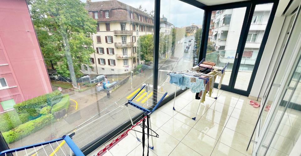 Duplex 4.5p avec 160m2 avec 2 places de parc et proche de toutes commodités