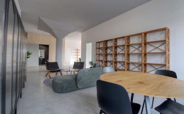 Studio - image - 15