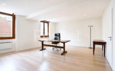Bureau - image - 3