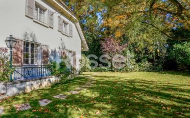 Maison 8 pièces - image - 1