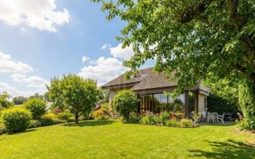 Einfamilienhaus 6.5 Zimmer - image - 1