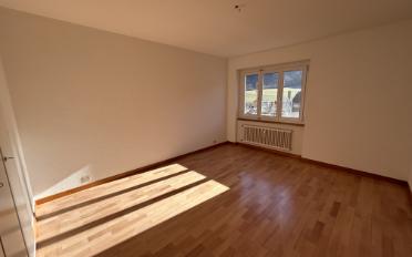 Apartment 4 rooms - image - 1