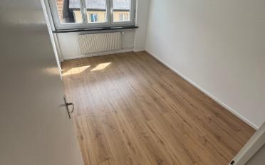 Apartment 4 rooms - image - 2