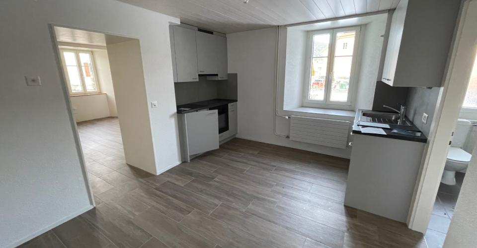 A louer - appartement de 2.5 pièces avec cuisine agencée - Grand-Rue 42, Courtelary