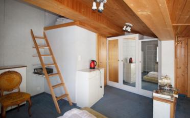 Studio - image - 5