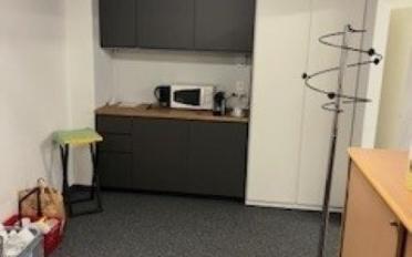 Office - image - 6