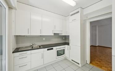 Apartment 4 rooms - image - 2