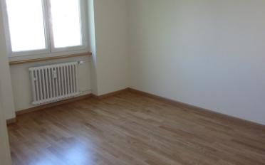 Apartment 4 rooms - image - 4