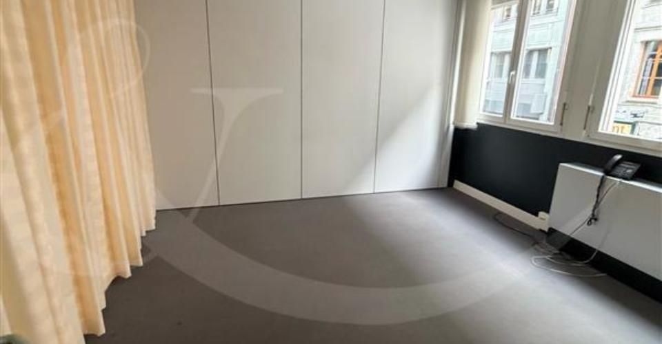 Rue Neuve-Du-Molard 19, Bureau au coeur…