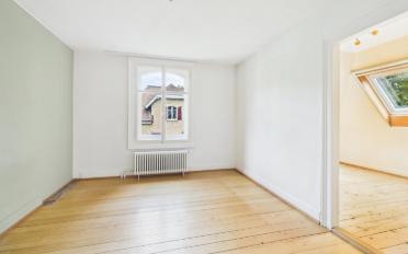 Bifamiliar house 9 rooms - image - 12