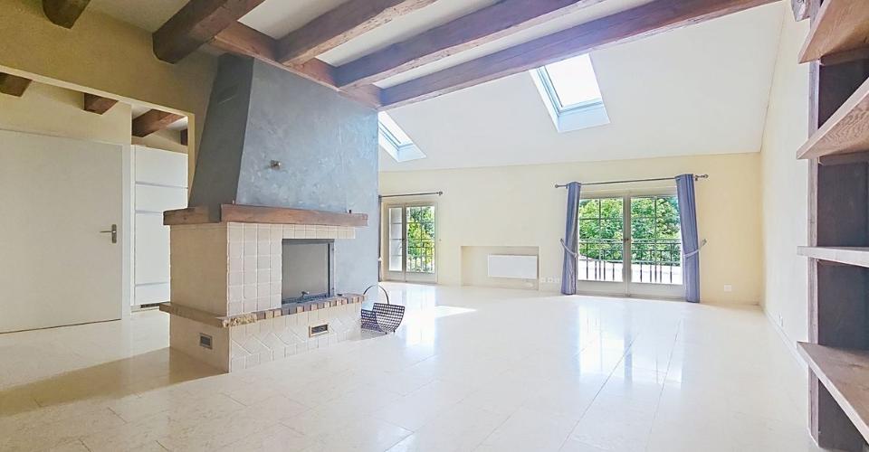Opportunité rare : maison au centre du bourg de Cossonay avec jardin
