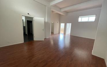 Commercial - image - 4
