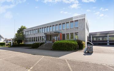 Commercial - image - 1