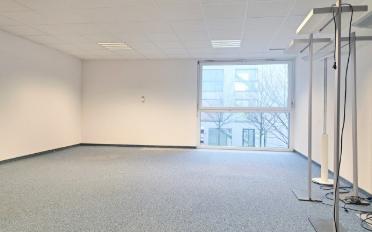 Commercial - image - 8